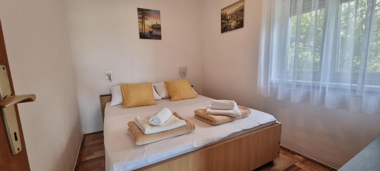 Apartments Anica Beber Borovići Екстериор снимка